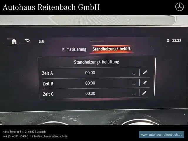 Mercedes-Benz GLB 220