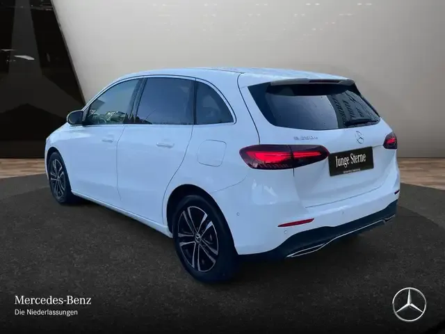 Mercedes-Benz B 250