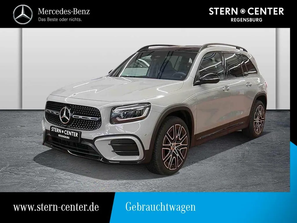Mercedes-Benz GLB 200