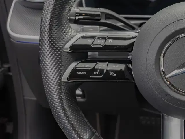 Mercedes-Benz CLE 220