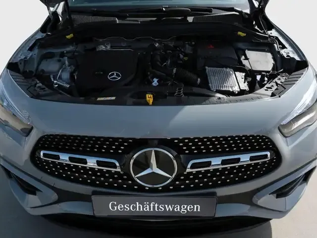 Mercedes-Benz GLA 180