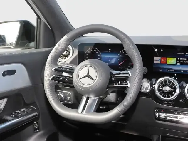 Mercedes-Benz GLA 180