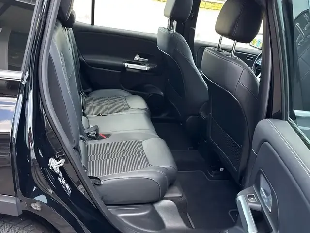 Mercedes-Benz EQB 300