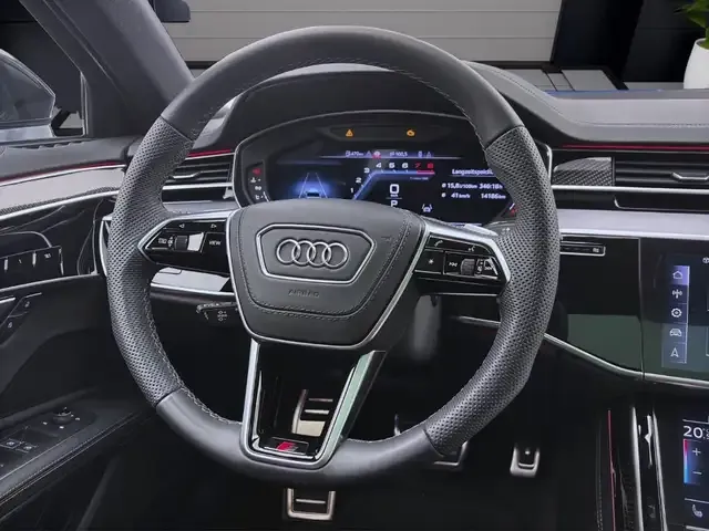 Audi S8