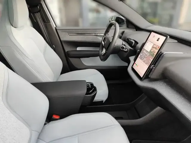Volvo EX30