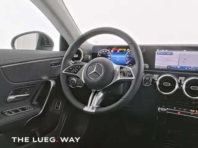 Mercedes-Benz CLA 180