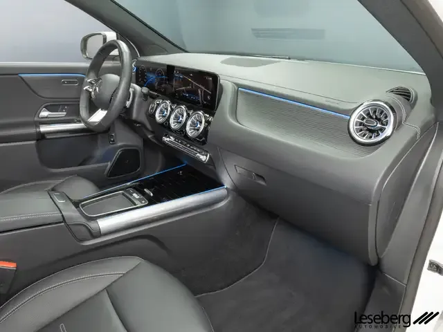 Mercedes-Benz GLA 220
