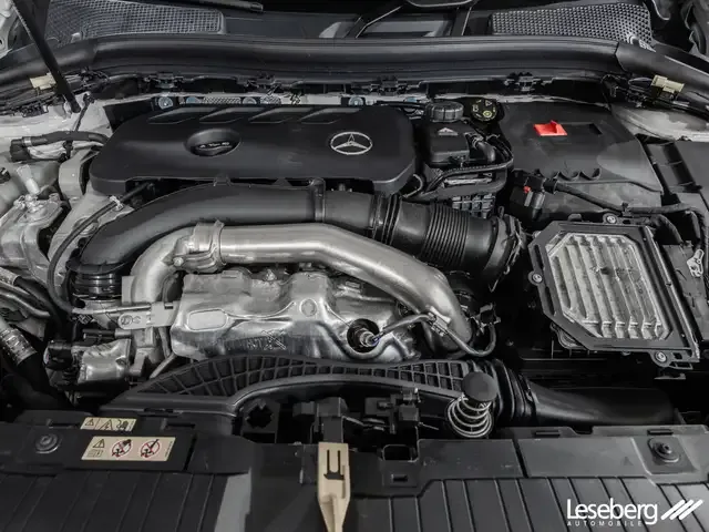 Mercedes-Benz GLA 220