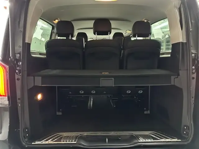 Mercedes-Benz V 250