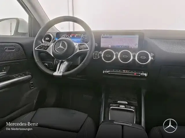 Mercedes-Benz GLA 180