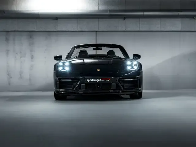 Porsche 992