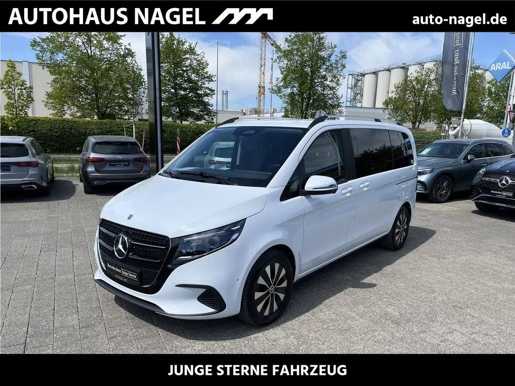 Mercedes-Benz V 250