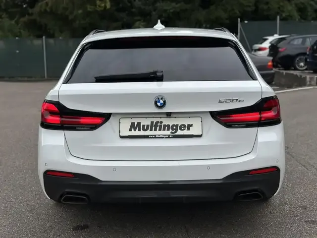 BMW 530