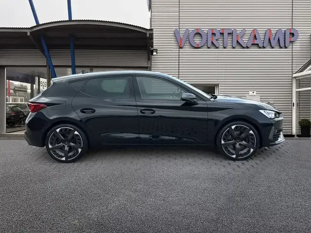 CUPRA Leon