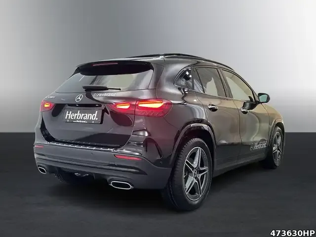Mercedes-Benz GLA 180