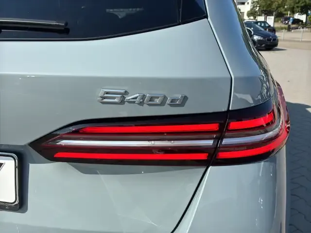 BMW 540