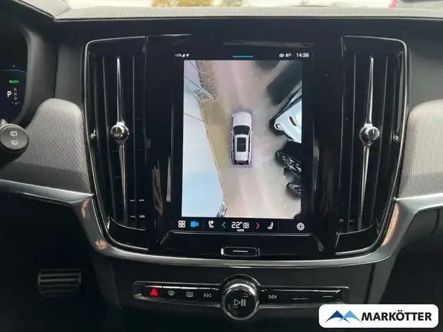 Volvo V90