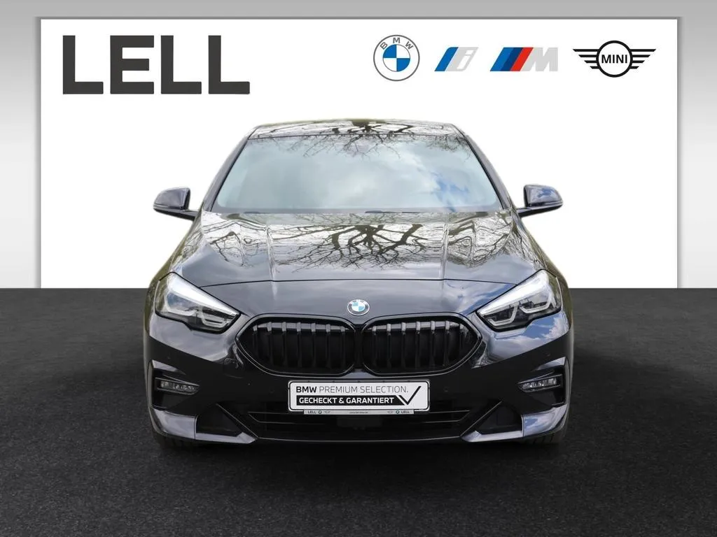BMW 218