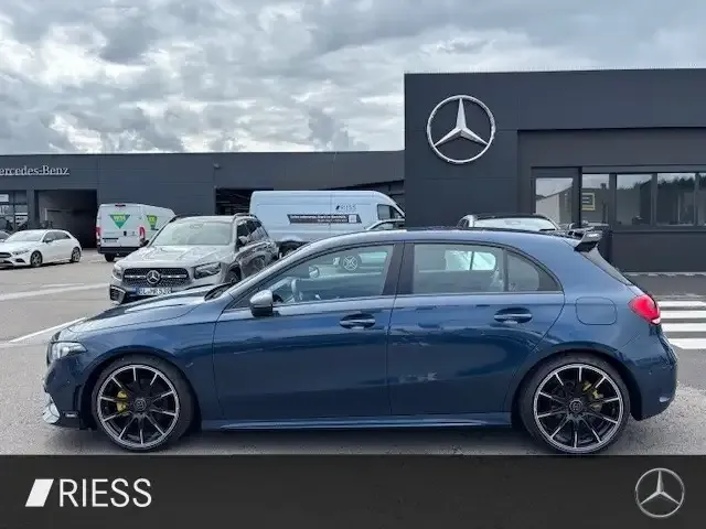 Mercedes-Benz A 180
