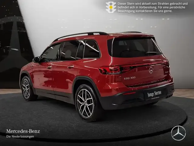 Mercedes-Benz EQB 300