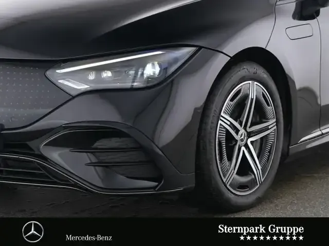 Mercedes-Benz EQE 350