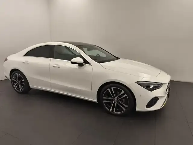 Mercedes-Benz CLA 180