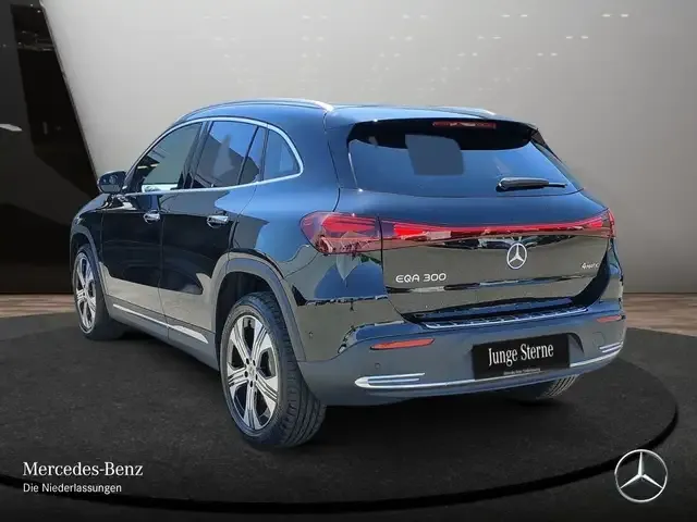 Mercedes-Benz EQA 300
