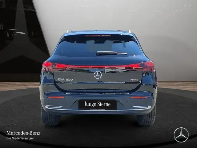 Mercedes-Benz EQA 300