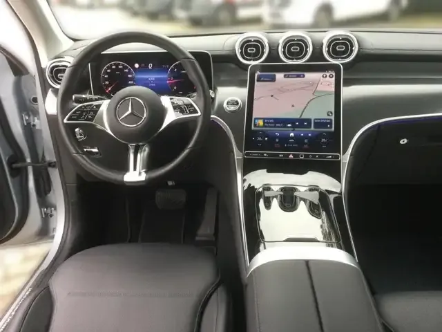 Mercedes-Benz GLC 220