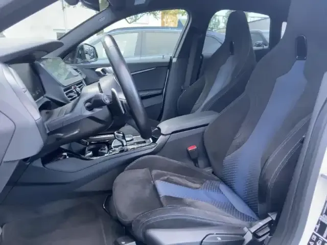 BMW 235