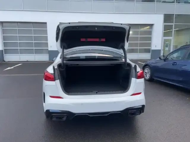 BMW 235