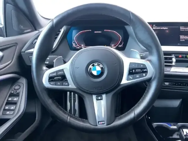 BMW 235