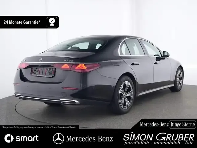 Mercedes-Benz E 200