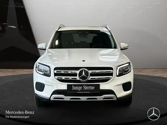 Mercedes-Benz GLB 180