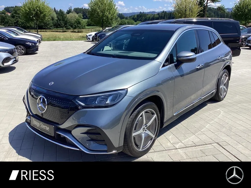 Mercedes-Benz EQE SUV