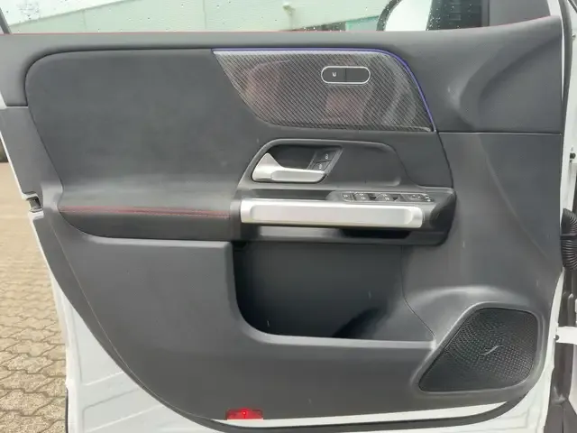 Mercedes-Benz GLB 250