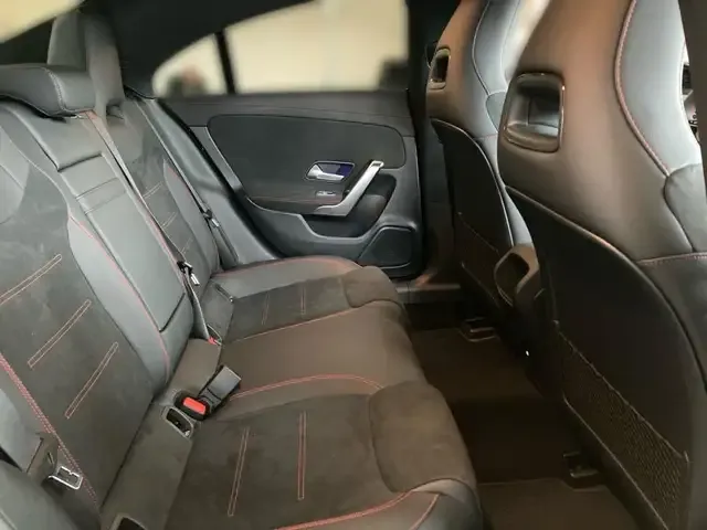 Mercedes-Benz CLA 220
