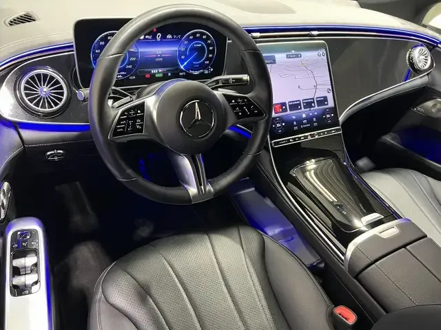 Mercedes-Benz EQE 300