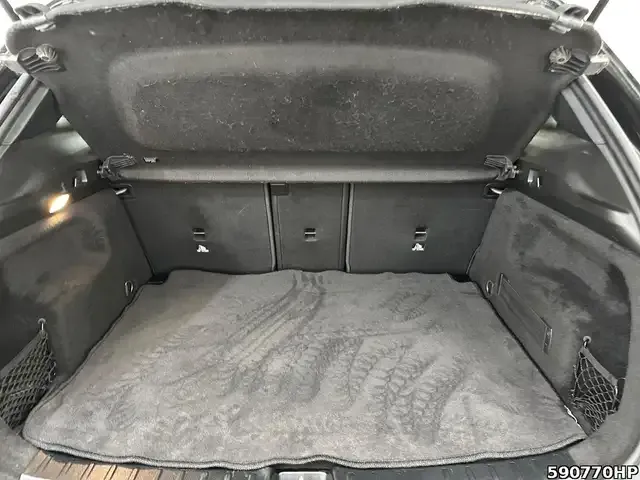 Mercedes-Benz GLA 220