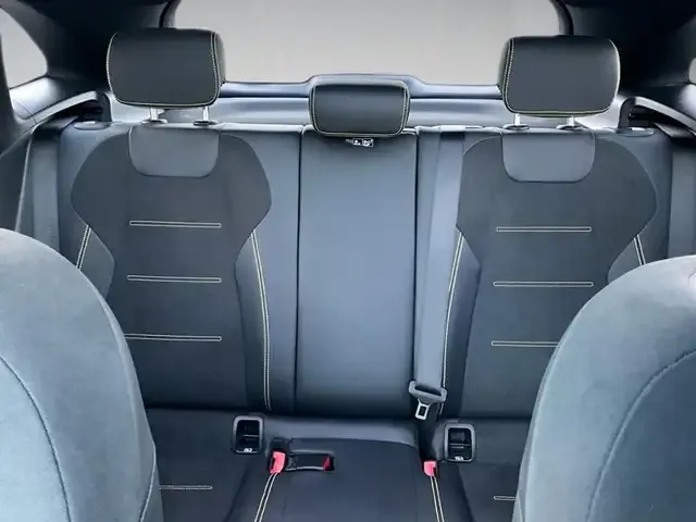 Mercedes-Benz GLA 45 AMG