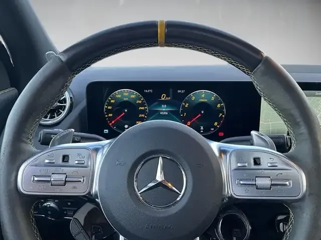 Mercedes-Benz GLA 45 AMG