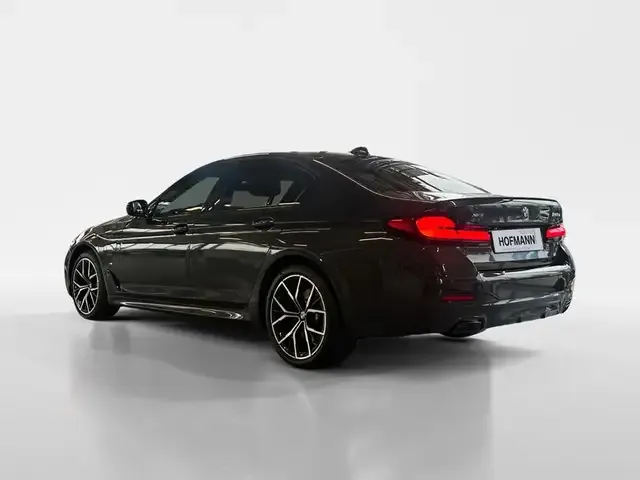 BMW 545