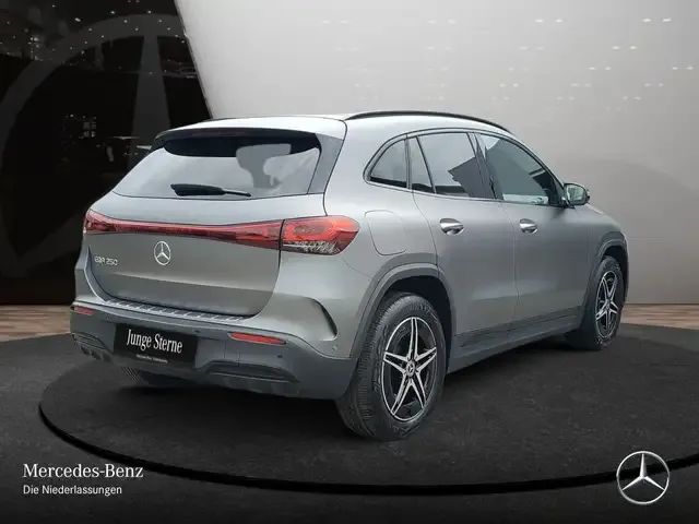 Mercedes-Benz EQA 250