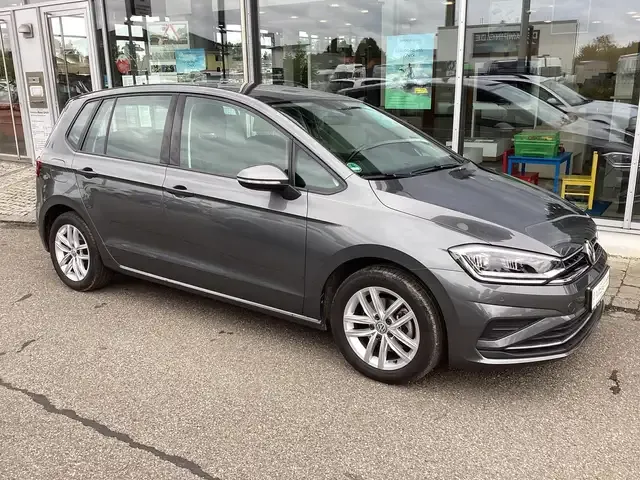 Volkswagen Golf Sportsvan
