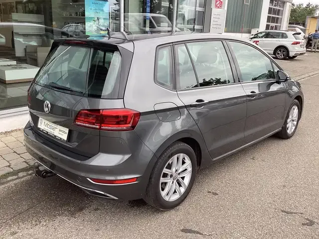 Volkswagen Golf Sportsvan