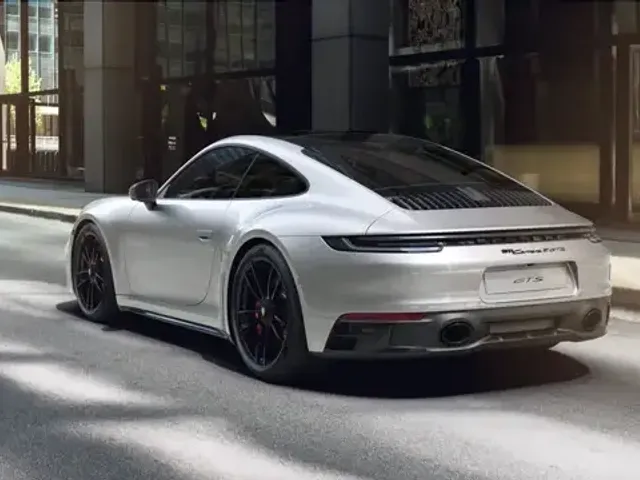 Porsche 992