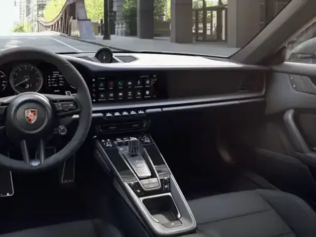 Porsche 992