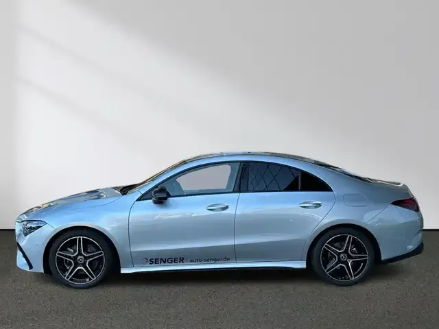 Mercedes-Benz CLA 200