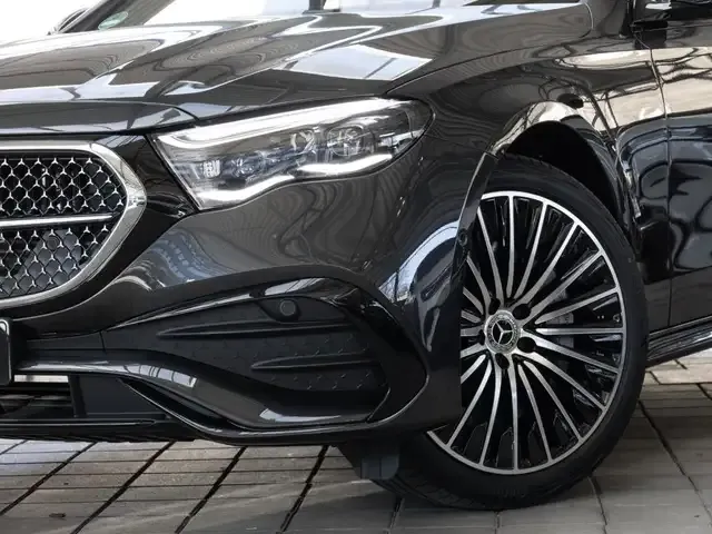 Mercedes-Benz E 200