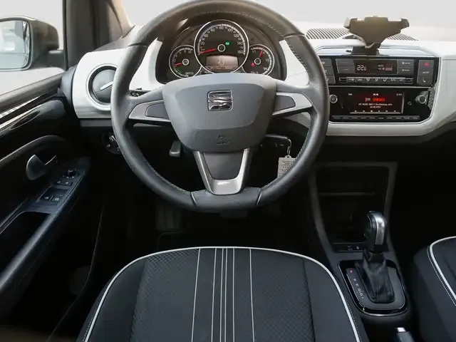 SEAT Mii